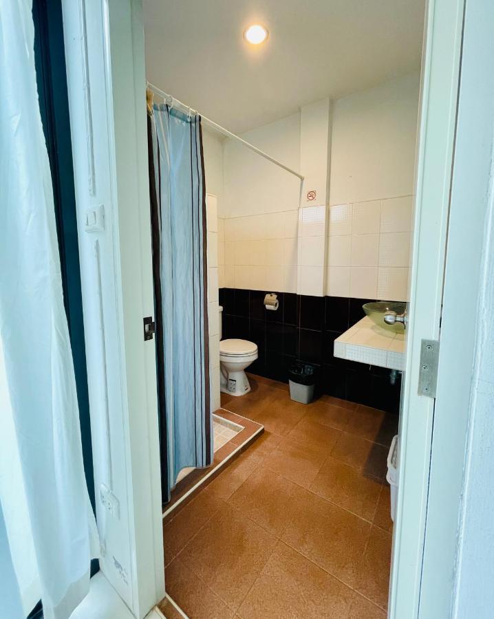 Wassana Sitdharma Guesthouse Trang Dış mekan fotoğraf